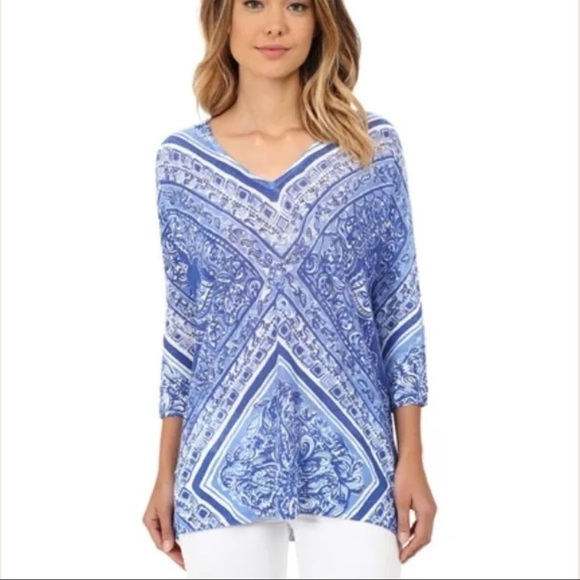 Lilly Pulitzer scarf print linen top - Picture 1 of 5